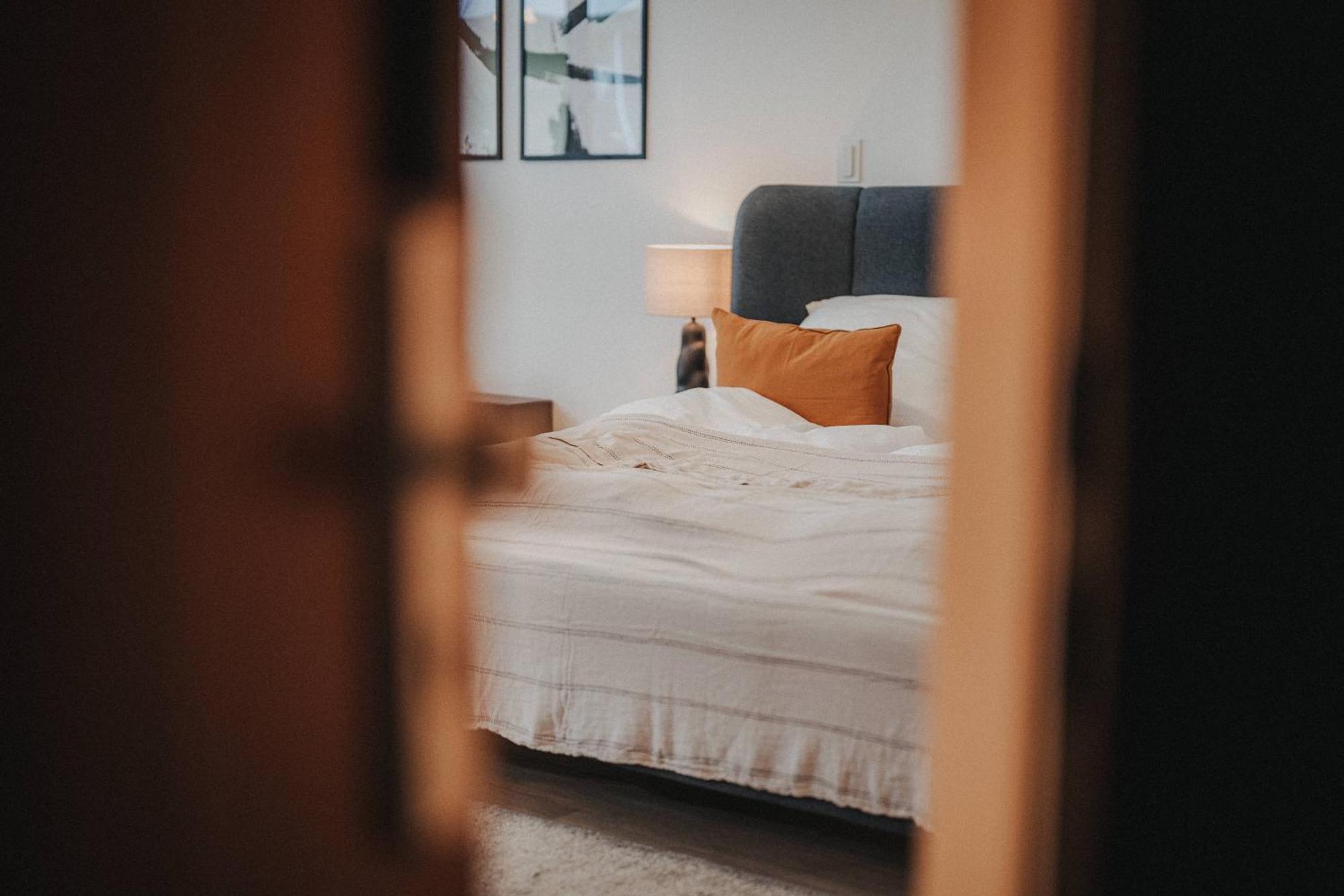 Downtown Apartment Mit Luxusbad Am Hafen Nur 5 Minuten Zu Fuss In Die Innenstadt Und Zum Bahnhof! أولدنبورغ المظهر الخارجي الصورة